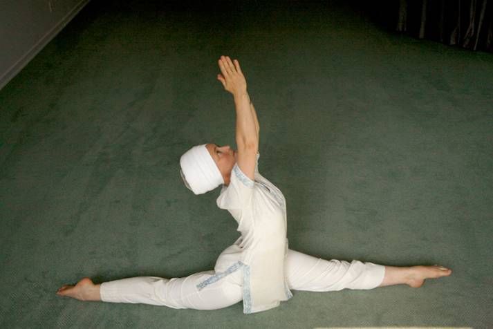 Seminář se Simran Kaur - pozice v Kundalini józe